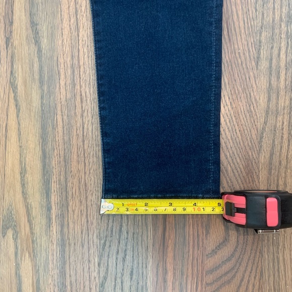 7 FOR ALL MANKIND skinny jean (size 29) - Picture 8 of 8